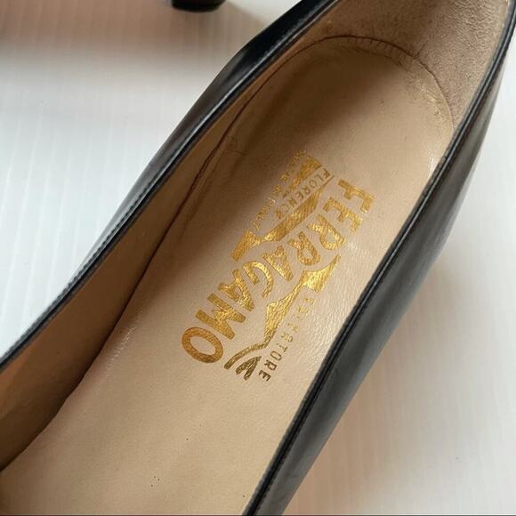 Salvatore Ferragamo vintage Italian leather shoes - Picture 15 of 16